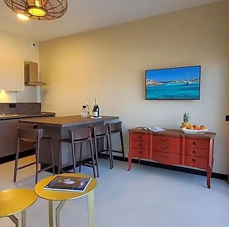 Eco-residence Dolce Paese & 5*